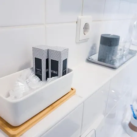 Wohlfuehl-oase Mitten In Der Stadt - Garten, Grill, Netflix Und Drucker *