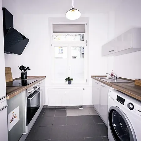 דירה Wohlfuehl-oase Mitten In Der Stadt - Garten, Grill, Netflix Und Drucker *