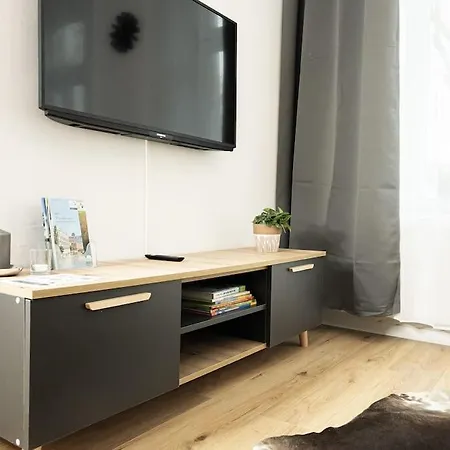 Apartmán Wohlfuehl-oase Mitten In Der Stadt - Garten, Grill, Netflix Und Drucker *