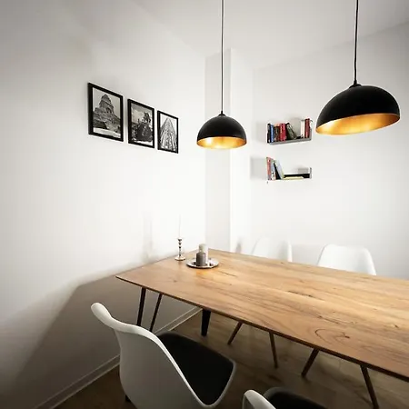 Wohlfuehl-oase Mitten In Der Stadt - Garten, Grill, Netflix Und Drucker Apartamento