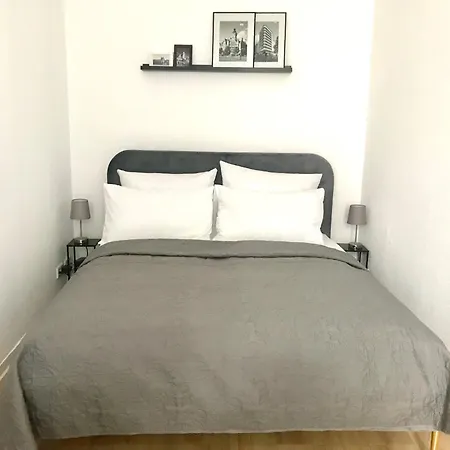 Wohlfuehl-oase Mitten In Der Stadt - Garten, Grill, Netflix Und Drucker * Lipcse