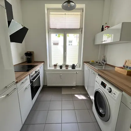 Wohlfuehl-oase Mitten In Der Stadt - Garten, Grill, Netflix Und Drucker * Lipcse