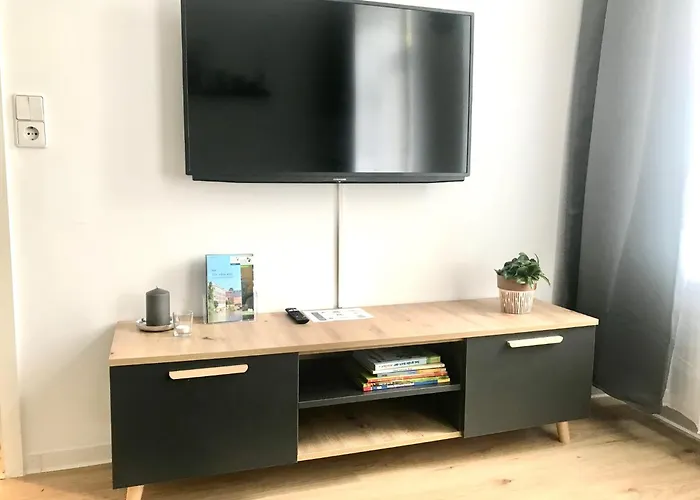 Wohlfuehl-oase Mitten In Der Stadt - Garten, Grill, Netflix Und Drucker Апартаменты *